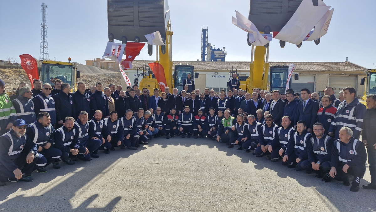 Karaman’da İl Özel İdaresine Alınan 23 Yeni Araç Törenle Hizmete Başladı