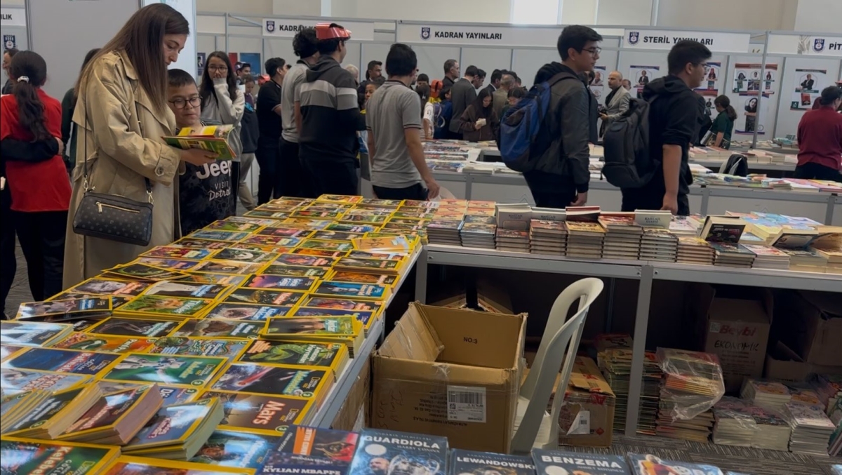 6. Karaman Kitap Günleri Kapılarını Yoğun Katılımla Açtı